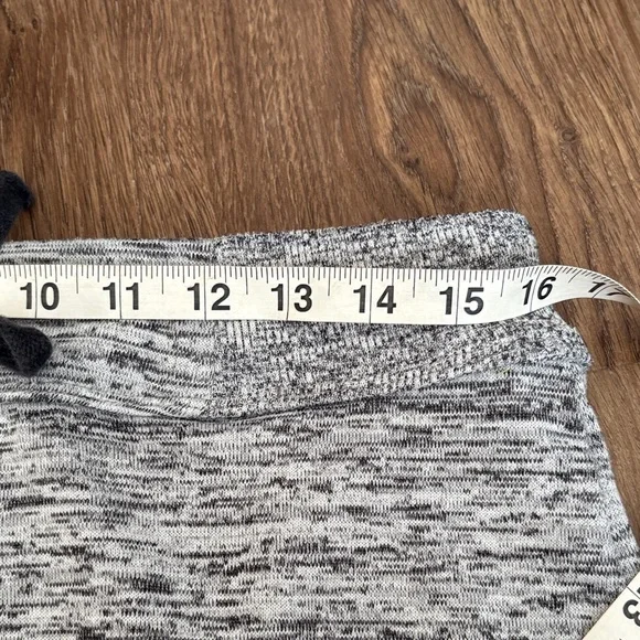 Athleta Downplay gray skirt - Picture 4 of 8